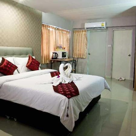 Nrc Residence Bangkok Exterior photo